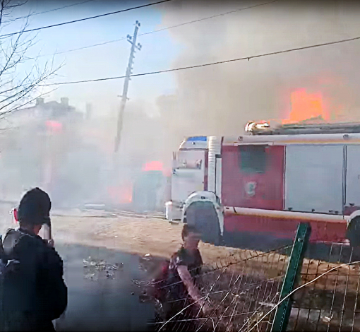 В Ирбитском районе работают пожарные 